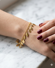 Pulsera Cadena Figaro Dorada — Chapa de Oro Clásica - Foto 3 | Gheller Joyería